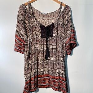 DEX - Women’s cold shoulder style blouse. Size 2X